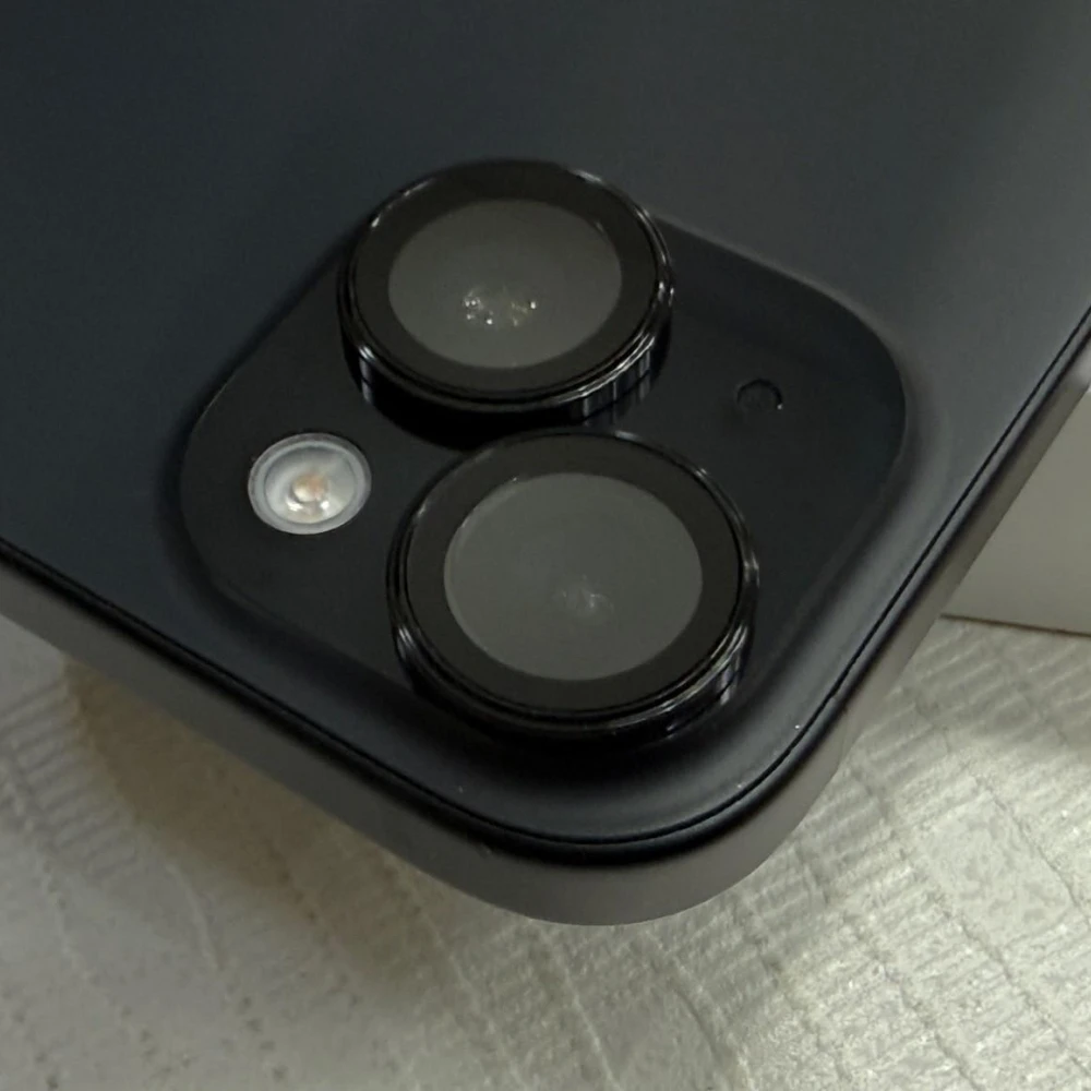 iPhone 15 128g 黑 換過認證電池100% 有盒裝有配件