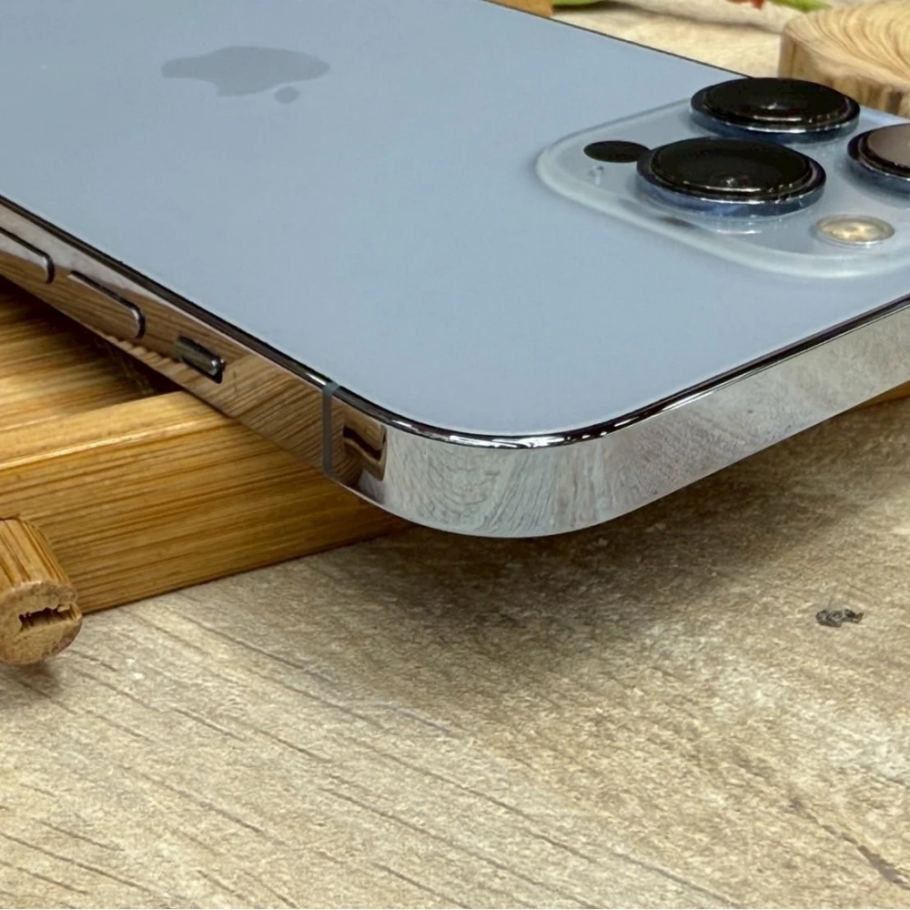iPhone 13 PRO MAX 128g  藍 電池78% 換過原廠相機 無盒裝有配件