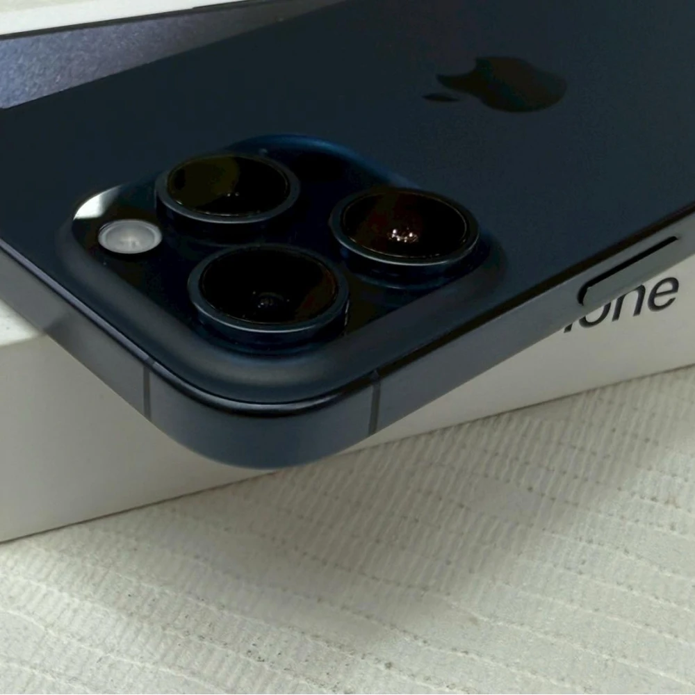 iPhone 15 pro 128g 藍  電池100% 循環174次 原廠福利品 有盒裝有配件