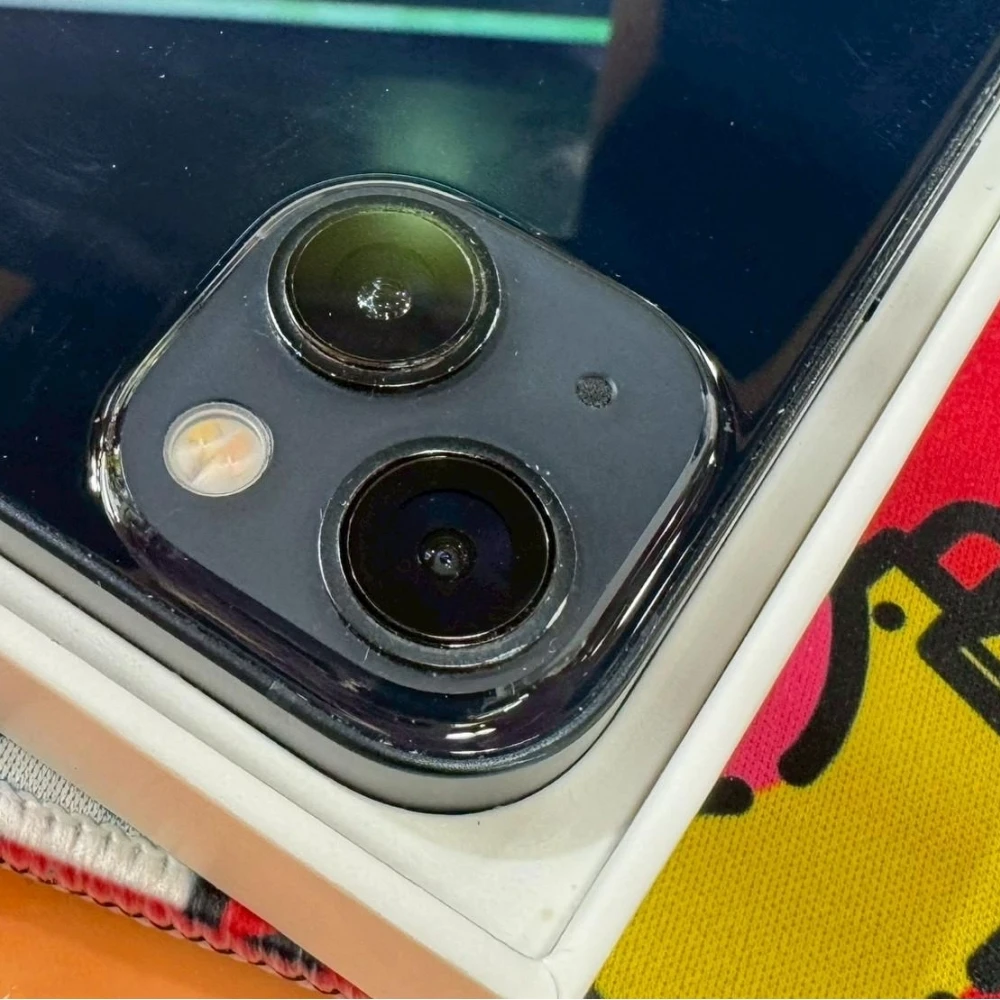 iPhone 13  256g 黑 電池69% 無盒裝有配件