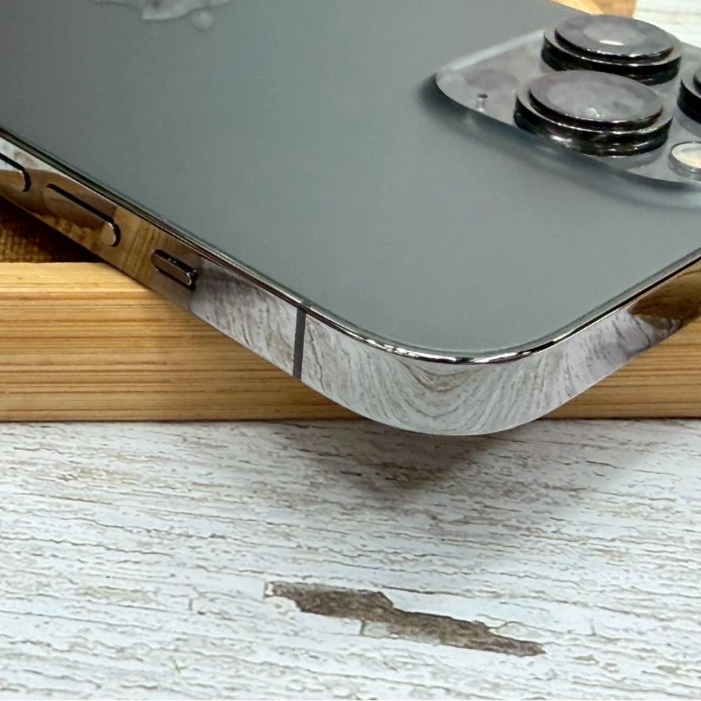 iPhone 13 PRO MAX 256g  黑 電池78% 一角小敲傷 無盒裝有配件
