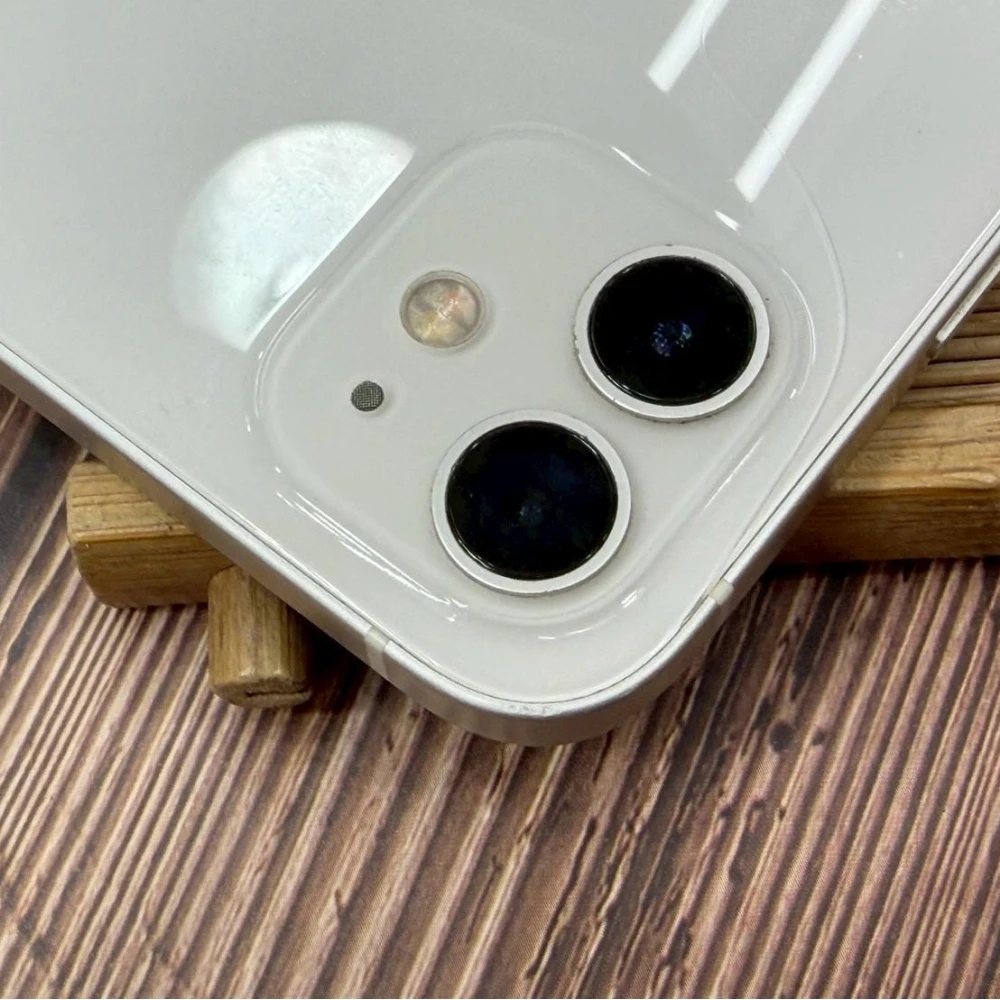 iPhone 12 128g 白 電池73% 背板破 邊框有傷 有盒裝有配件