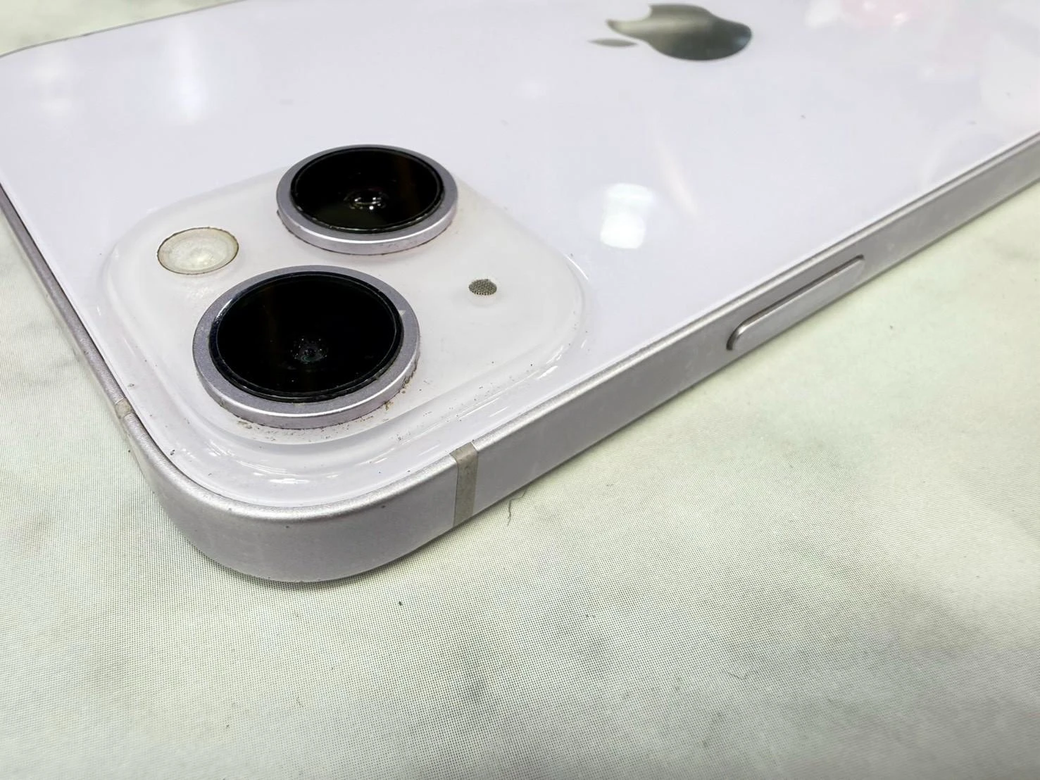iPhone 14 Plus 128g 紫 電池73% (邊角一小傷)無盒裝有配件