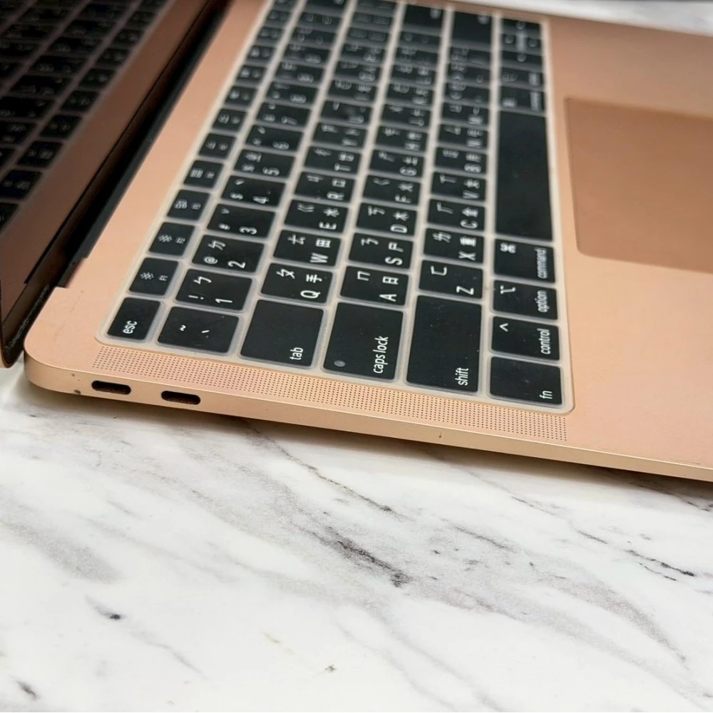 優質中古機 2018年 MacBook Air 13寸 128G 無盒裝有配件