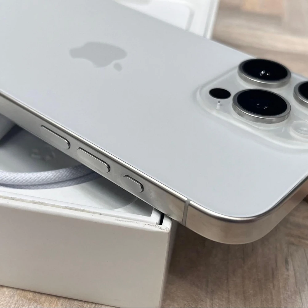 iPhone 15 Pro Max 256G 白 電池91% 保固到2024/11/09 有盒裝有配