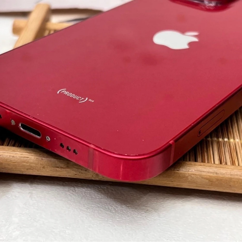 iPhone 13  128g 紅 電84% 有使用痕跡 無盒裝有配件