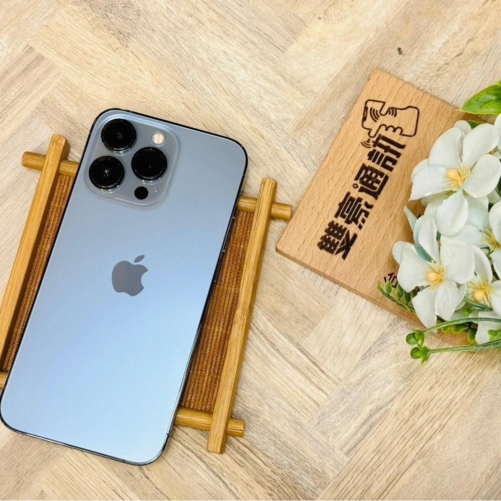 iPhone 13 Pro 256g 藍 電池94% 換過相機 無盒裝有配件