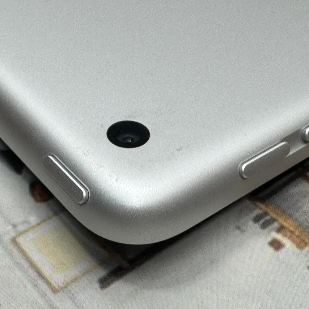 IPad 9 64G  平板電腦 電池85%  有盒裝配件