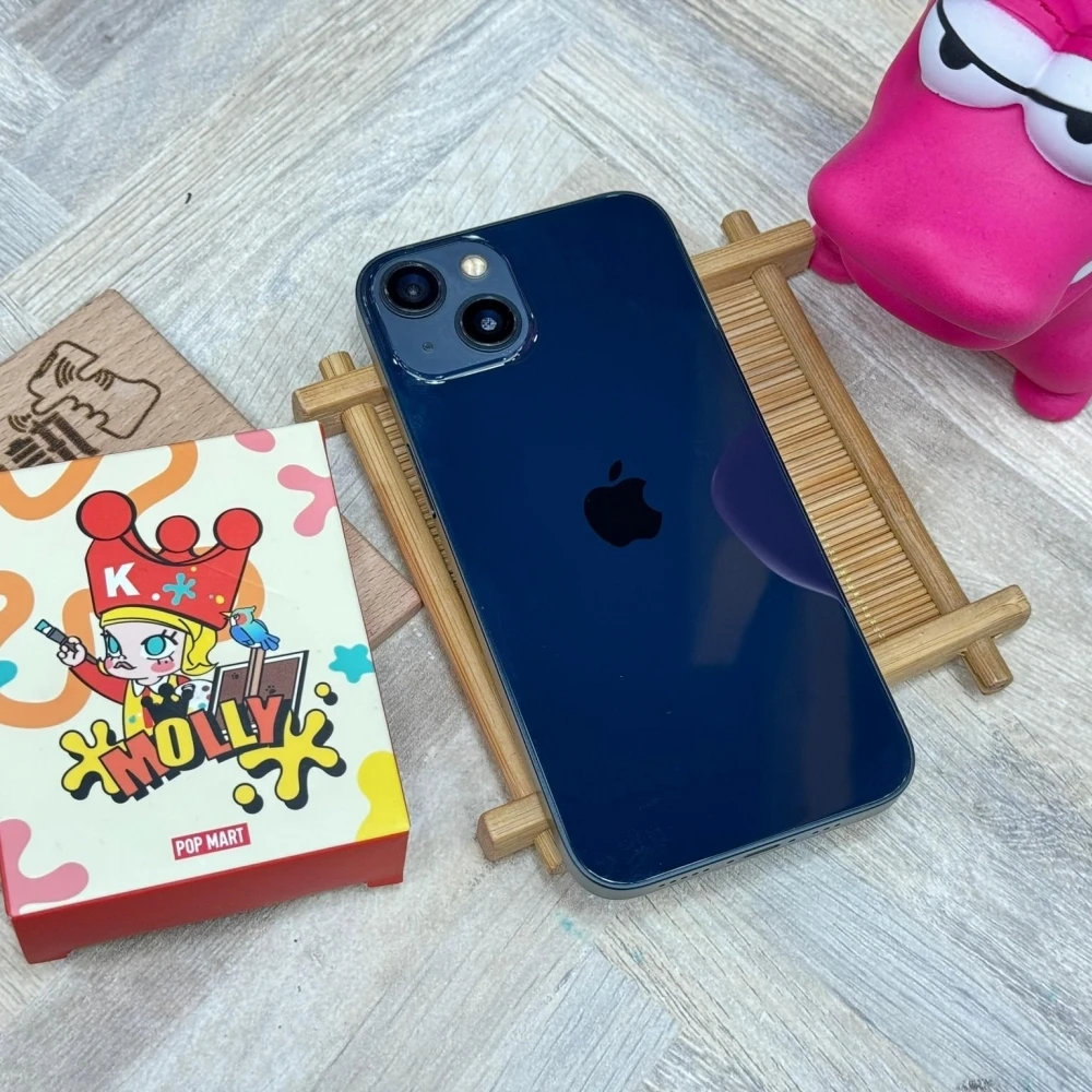 iPhone 13 128g 黑 換過副廠螢幕  電池86% 無盒裝有配件