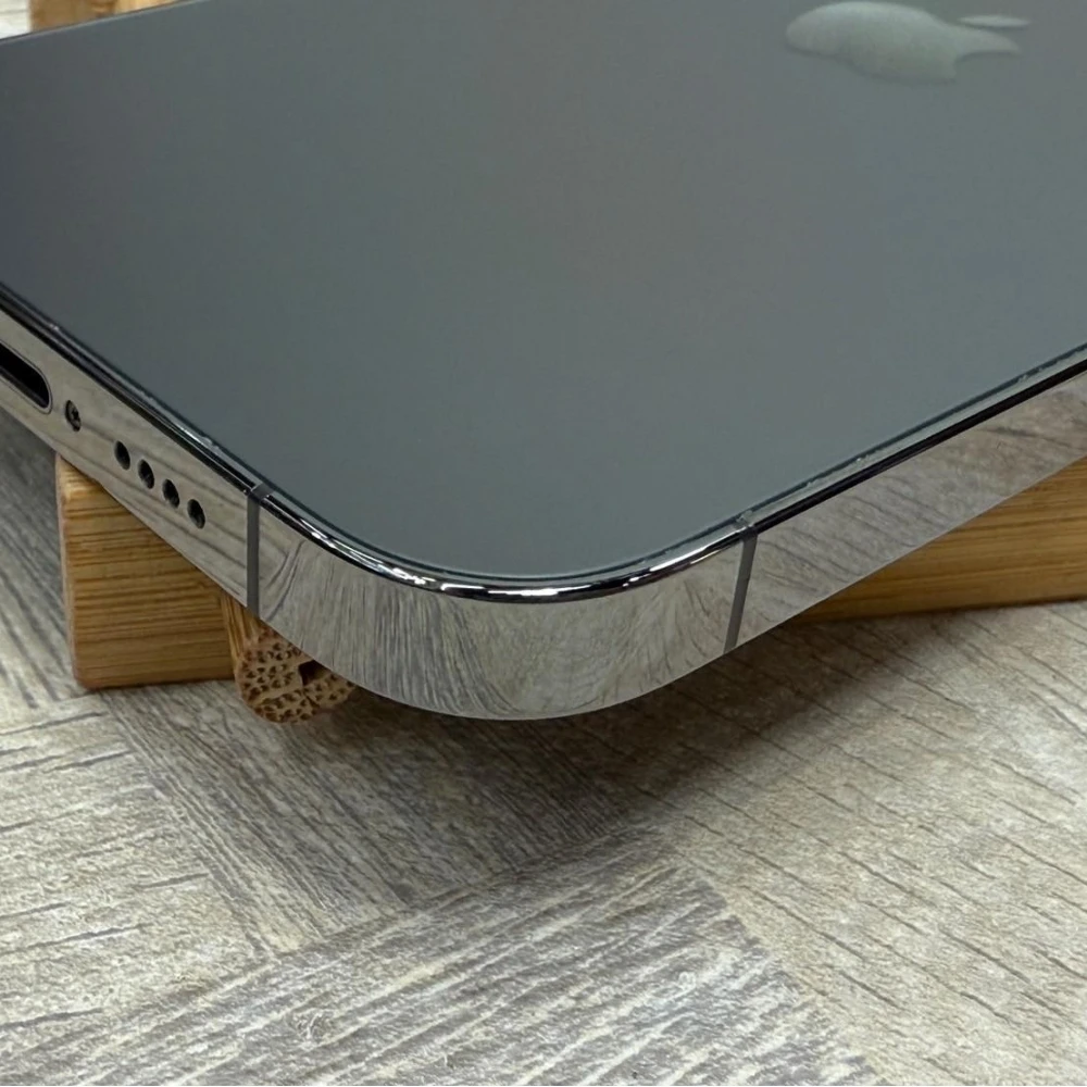 iPhone 13 PRO MAX 256g  黑 電池91% 有盒裝有配件
