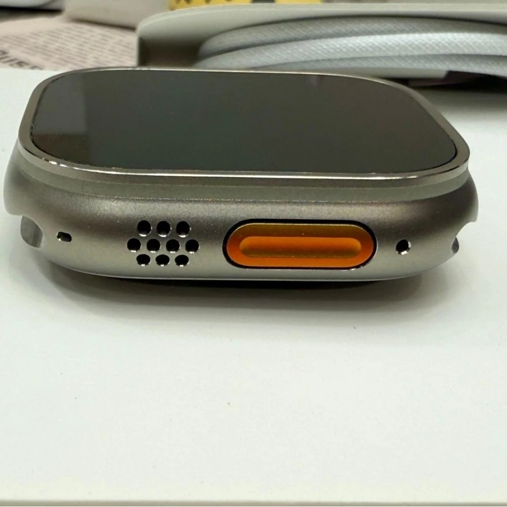 Apple Watch Ultra 1 49mm LTE版 電池100% 原色 附贈高山錶帶 有盒裝