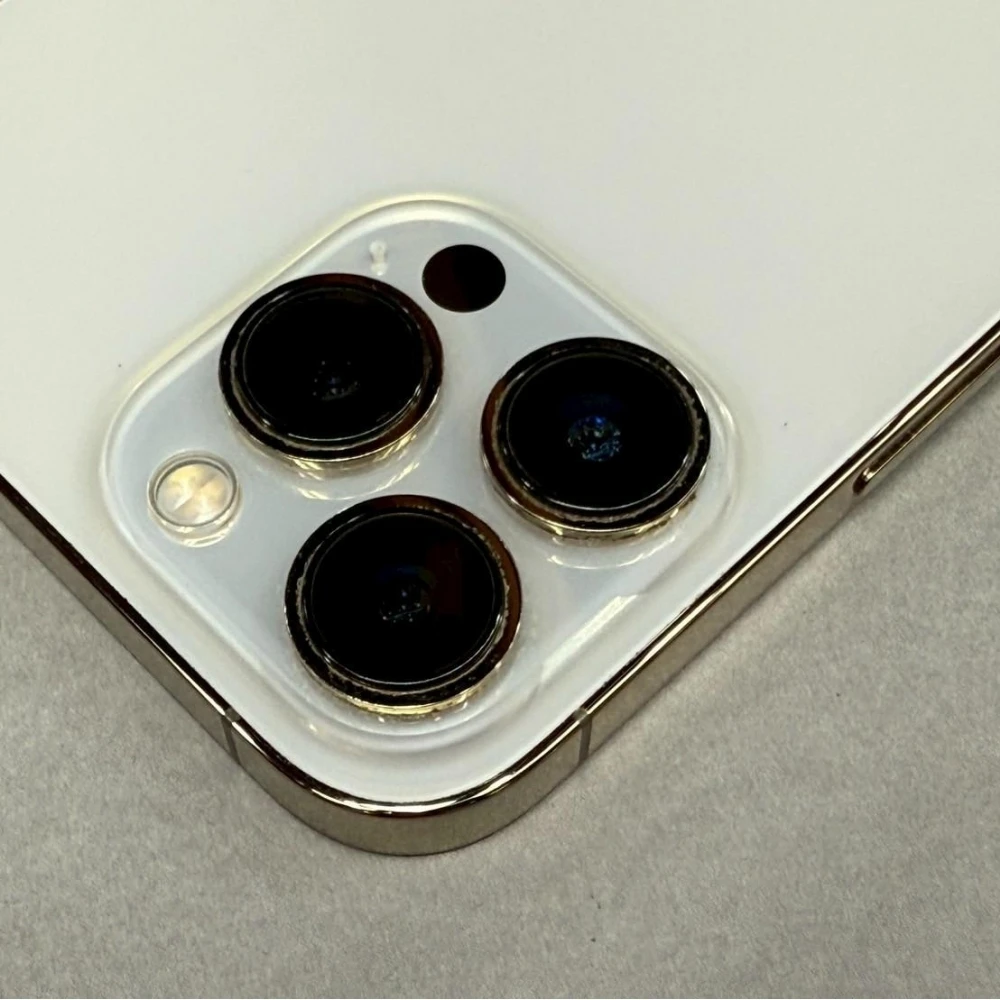 iPhone 13 PRO MAX 256g  金 電池81% 無盒裝有配件