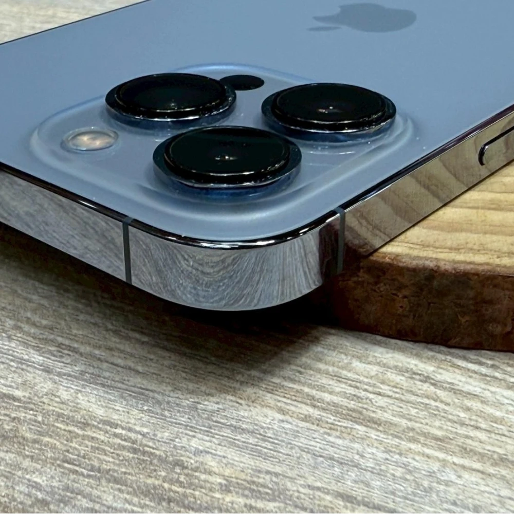iPhone 13 Pro 128g 藍 電池100% 無盒裝有配件