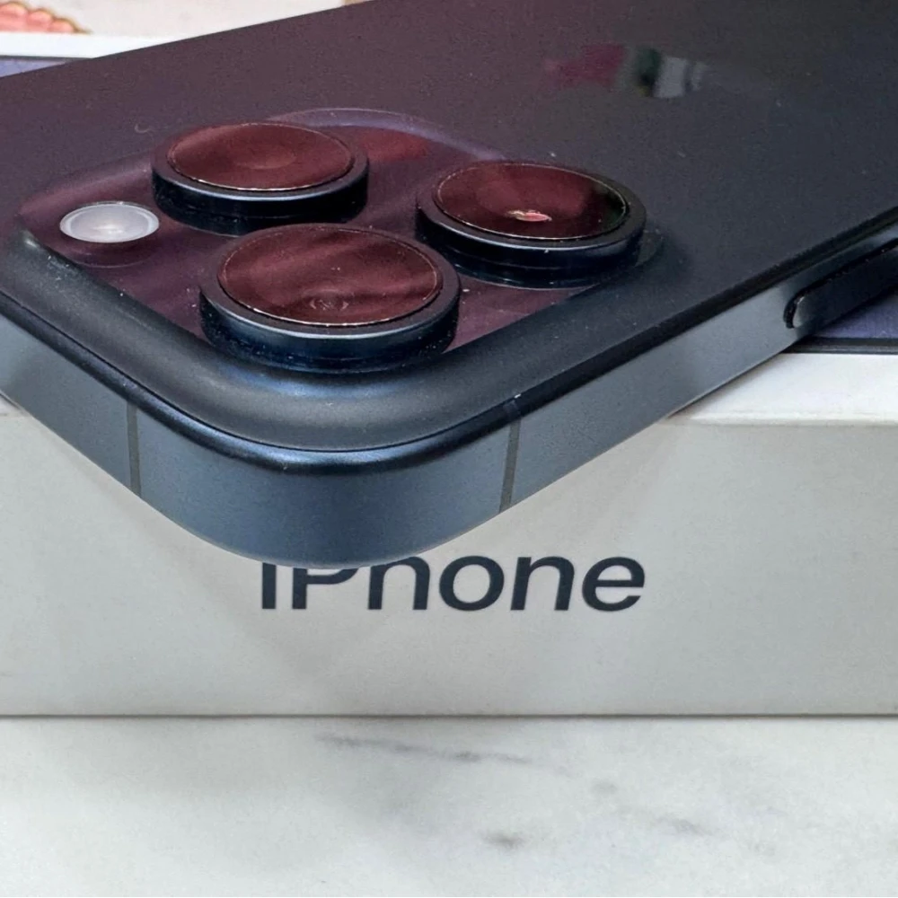 iPhone 15 pro 128g 藍  電池99% 循環56次 極新