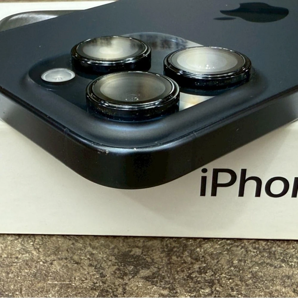 iPhone 15 pro 256g 藍 電池90% 有盒裝有配件