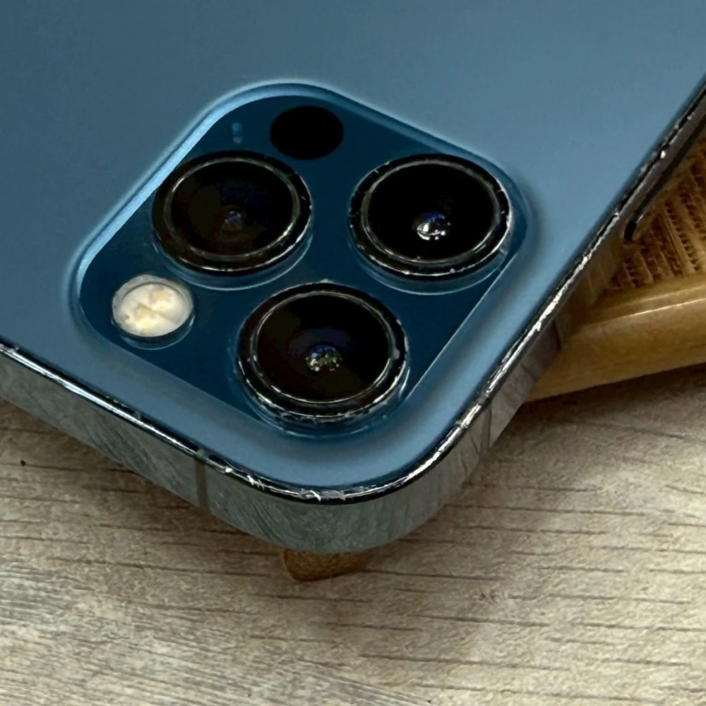 iPhone 12 pro 128g 藍 副廠電池100% 螢幕有一點漏液 無臉部識別 主相機壞掉 