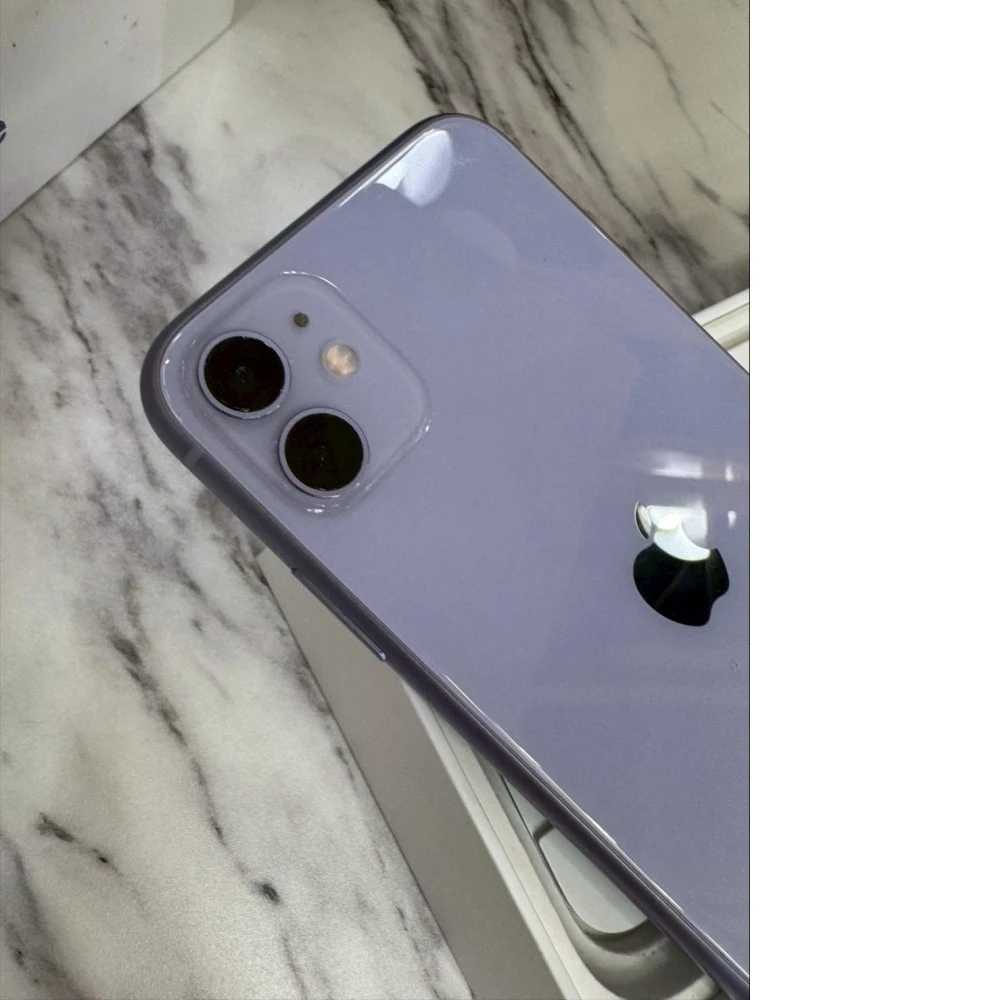 iPhone 11 64g紫 電池71%(稀有版本15.6.1)  有盒裝有配件