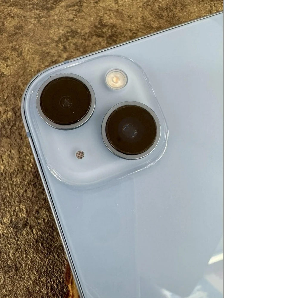 iPhone 14 Plus 128g 藍 電池89% （螢幕有點小刮傷 一角有點小凹痕跡）無盒裝有