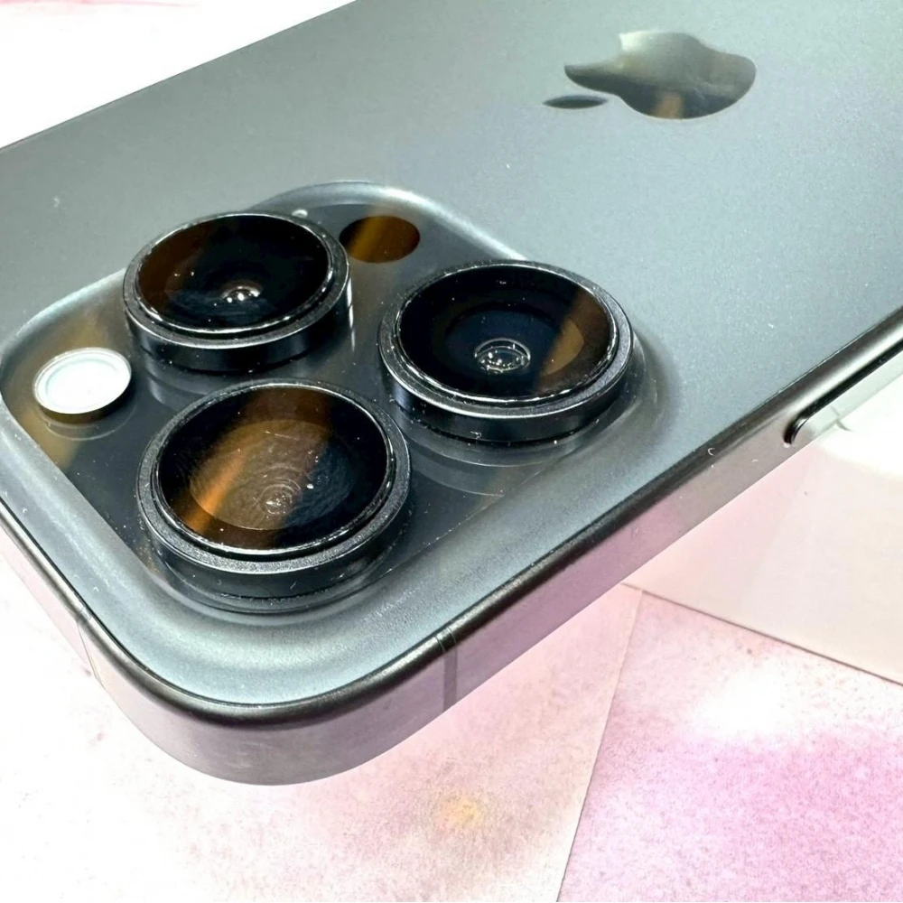 iPhone 15 Pro 256g 黑 電池87% 有盒裝有配件