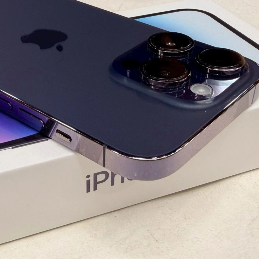 iPhone 14 pro 256g 紫 換過原廠電池88% 螢幕小細紋 邊框有使用痕跡 有盒裝有配