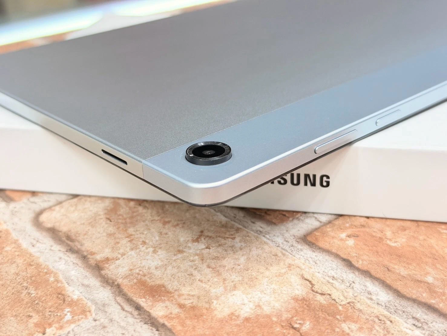 展示機 SAMSUNG Tab A11+ 11吋 (6+128G) 5G 銀 保固三個月 有盒裝有配件