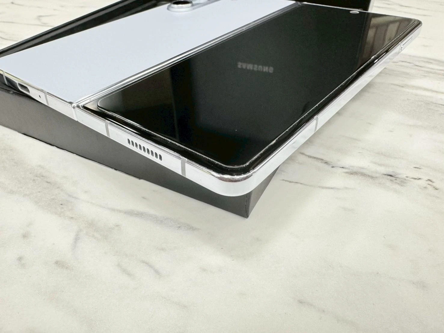 SAMSUNG Galaxy Z Fold5 版(12+512G) 藍 有盒裝有配件
