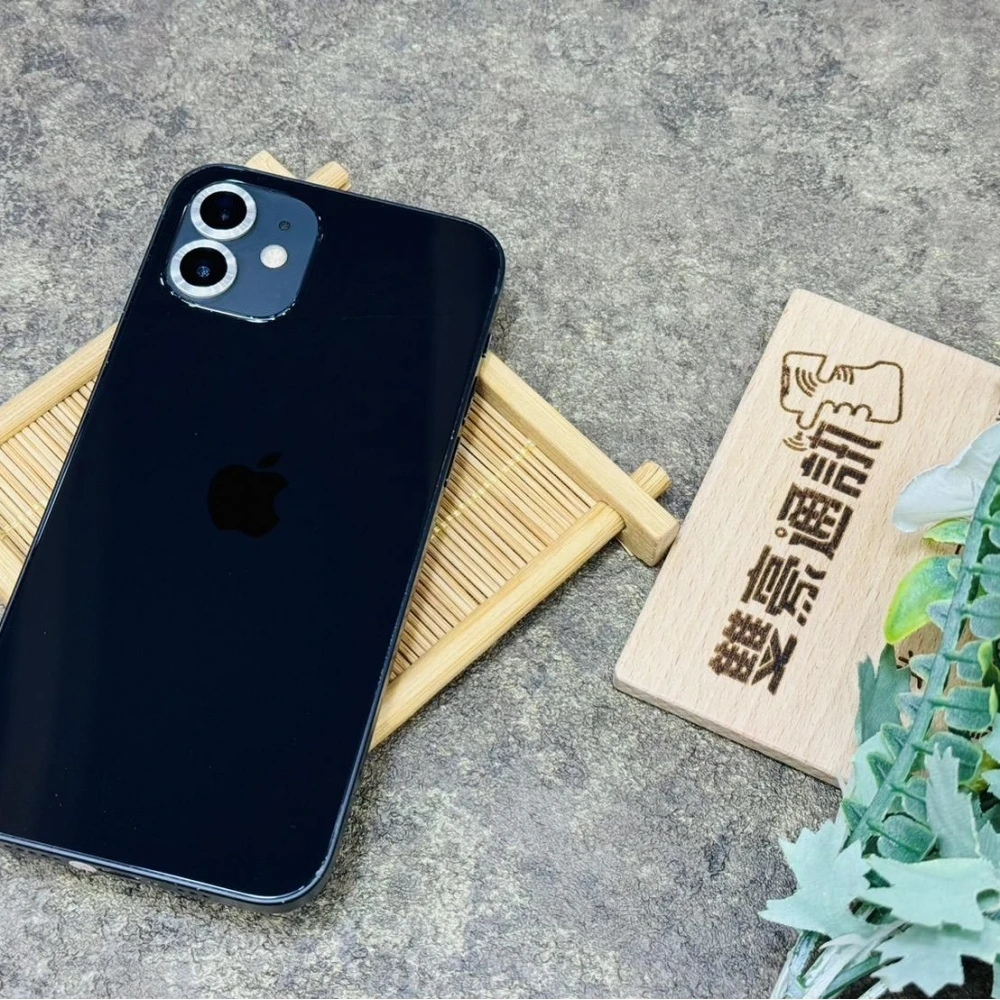 iPhone 12 64G 黑 電池100% 無盒裝 有配件