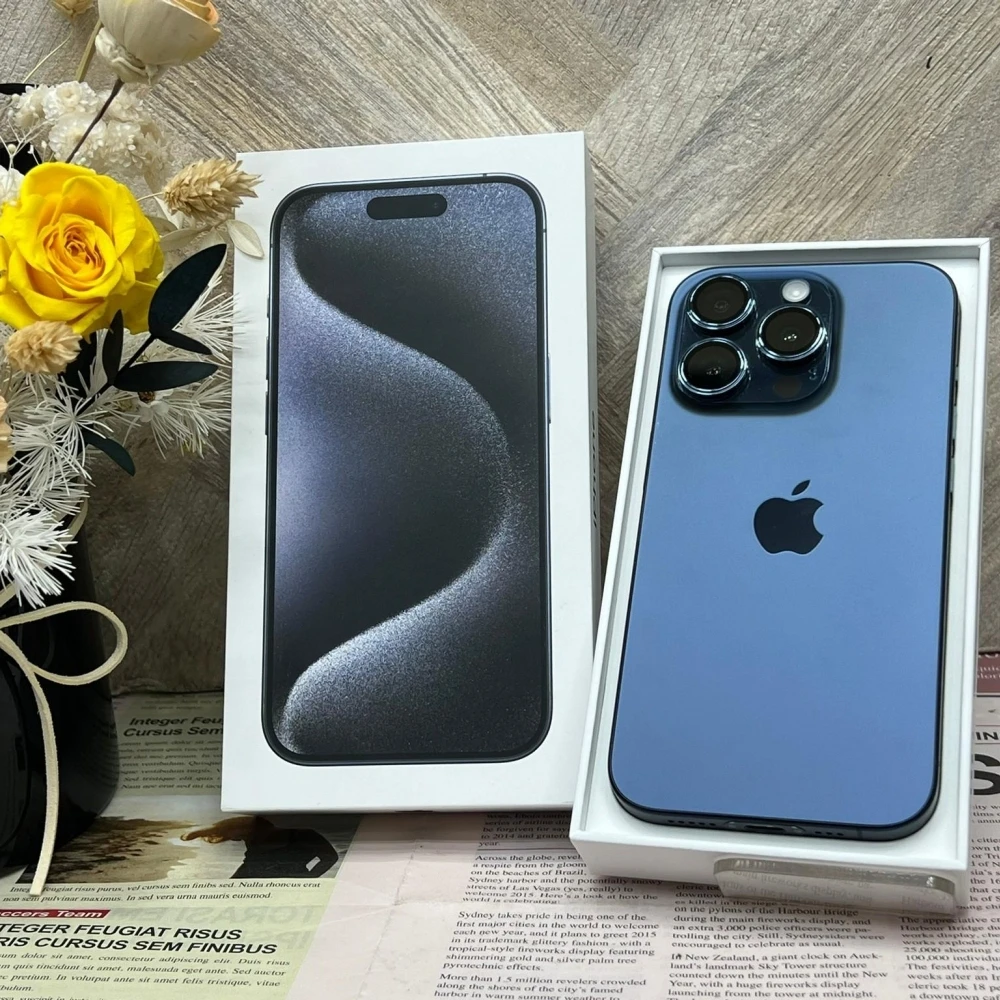 iPhone 15 Pro 256G 藍 電池92%  循環473次 保固到2024/9/26有盒裝