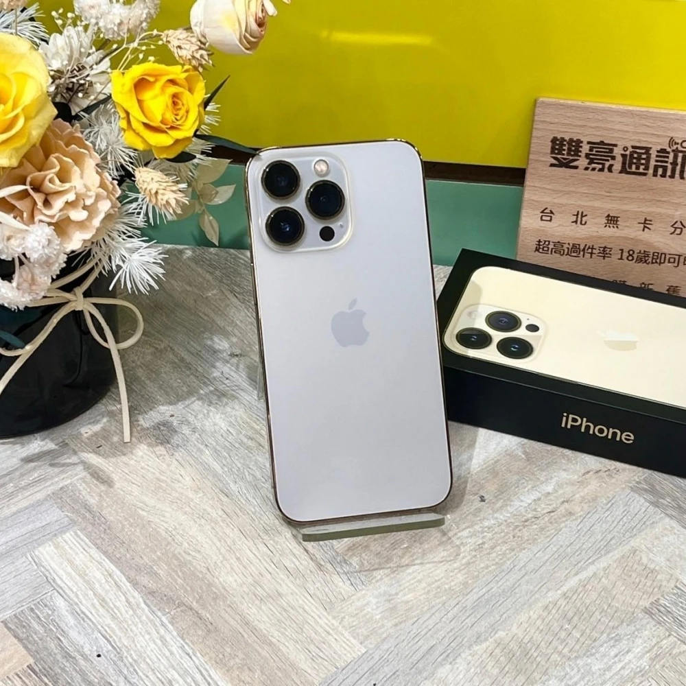 iPhone 13 pro 128g 金 電83% 有盒裝有配件