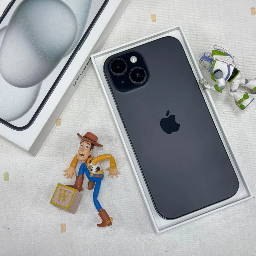 iPhone 15 128 黑 電池98%  保固到2025/07/03 有盒裝有配件 