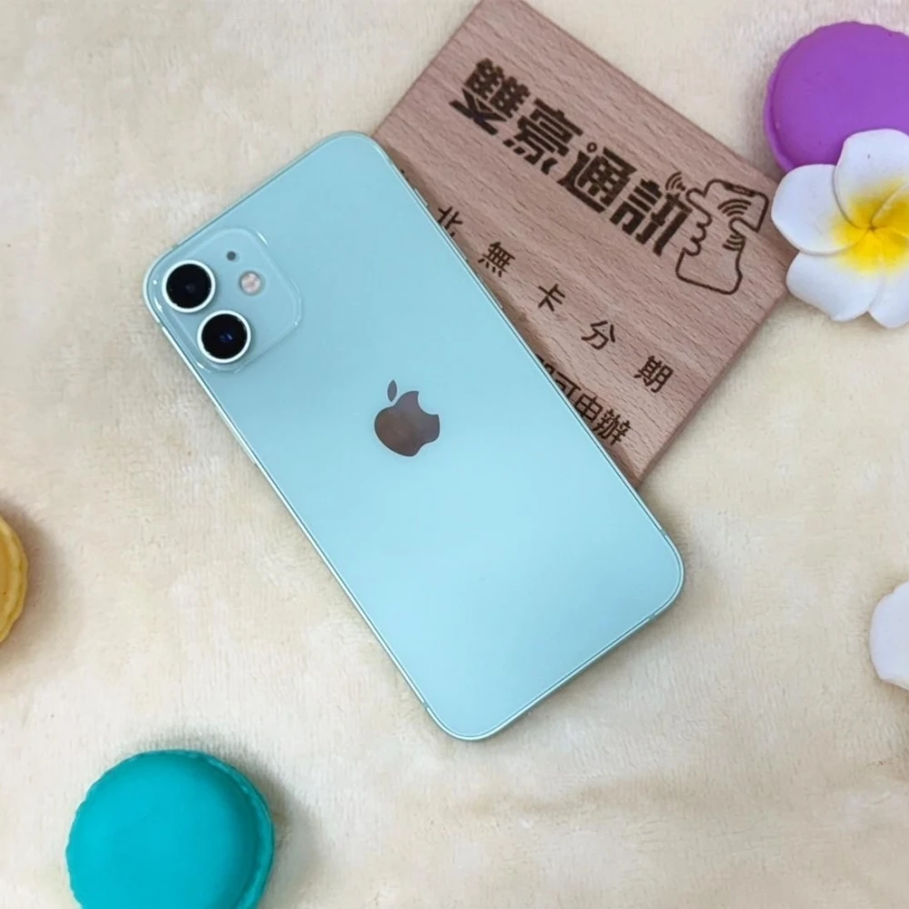 iPhone 12 mini 128g 綠 電池74% 螢幕有小傷 無盒裝有配件