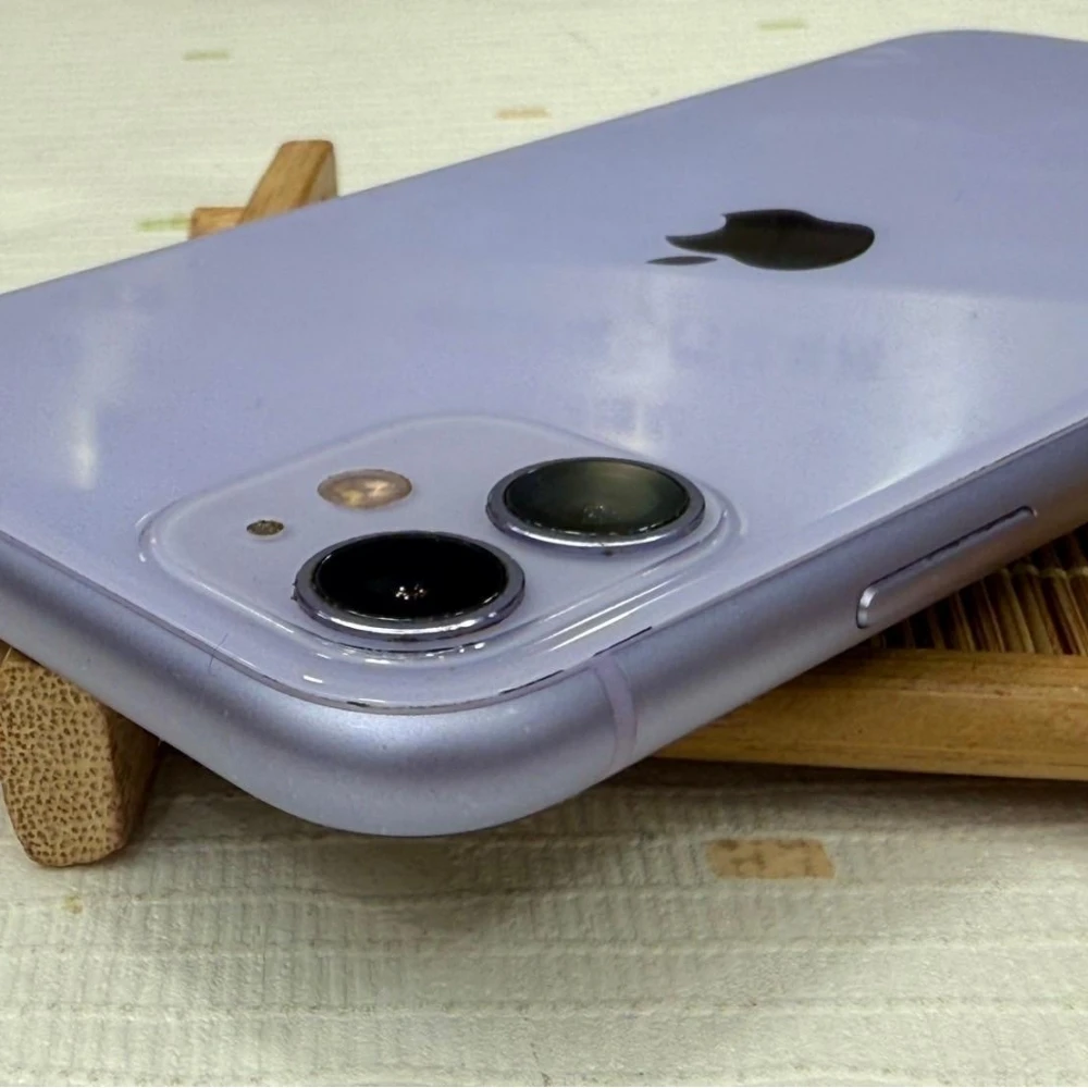 iPhone 11 64g 紫 電池75% 無盒裝有配件
