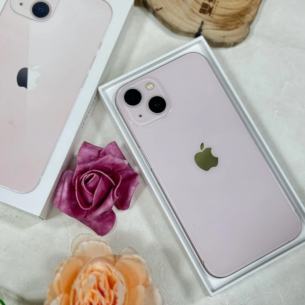 iPhone 13 128g 粉 電池86%  有盒裝有配件 （有一角傷）