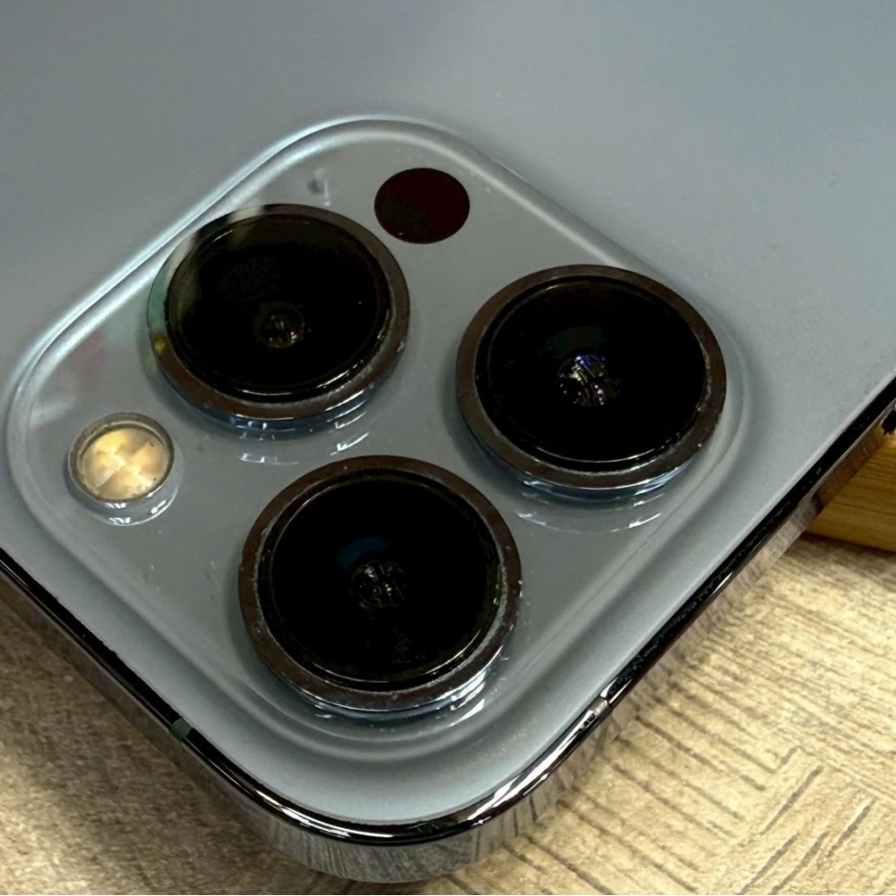 iPhone 13 PRO MAX 128g  藍 電池78% 換過原廠相機 無盒裝有配件