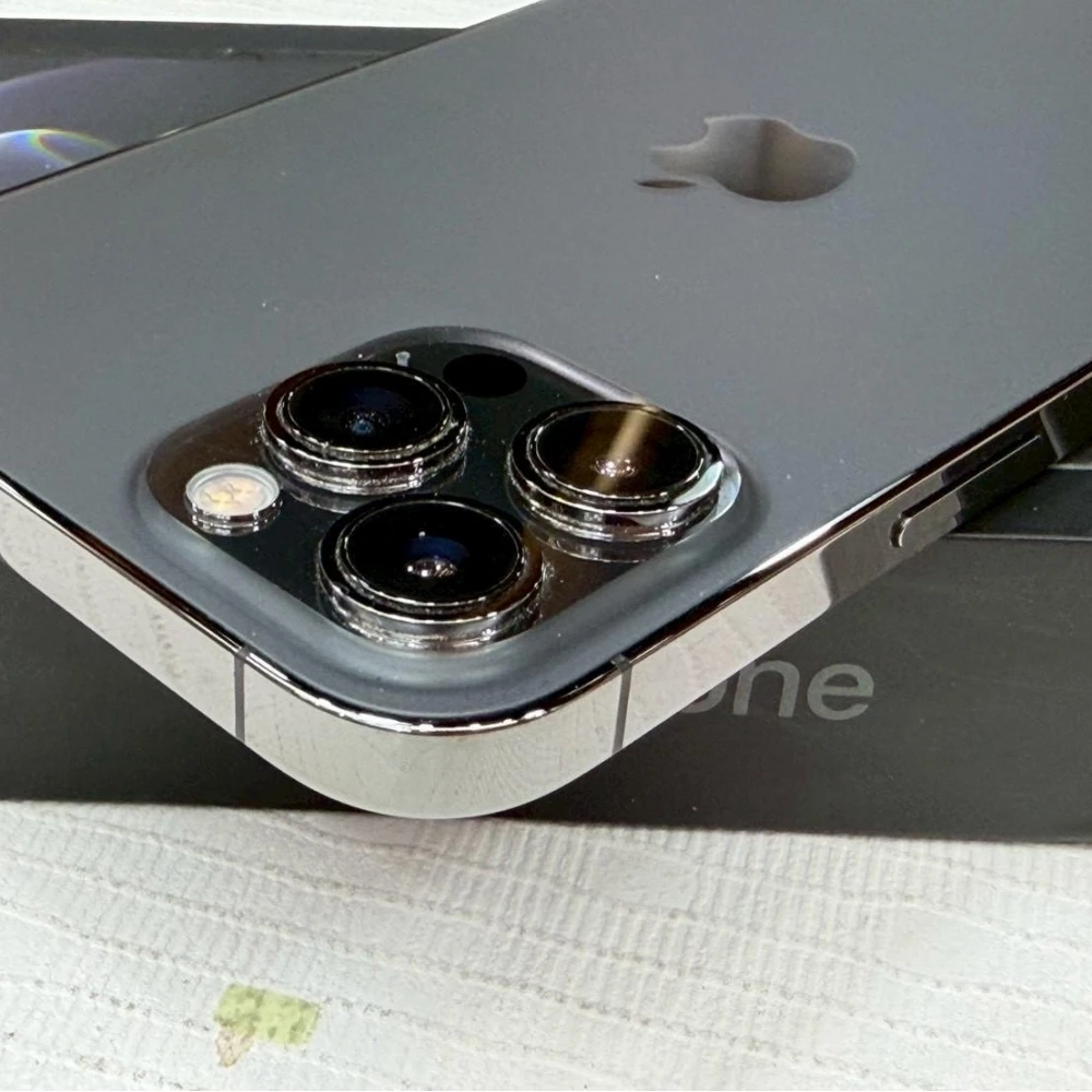 iPhone 12 Pro Max 256g 黑 副廠有健康度電池100% 換過相機 有盒裝有配件