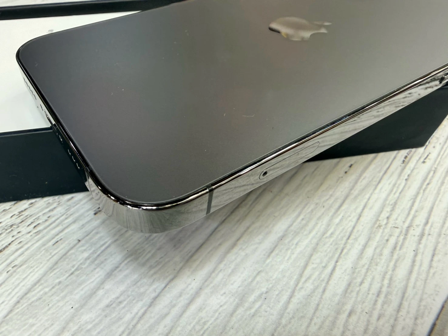?iPhone 12 pro 128g 黑 電池79% 無盒裝有配件