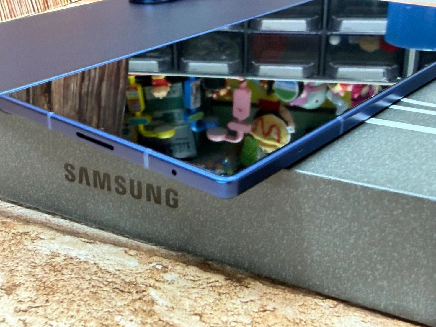 展示機 SAMSUNG Galaxy Z Fold7 藍 (12+256G) 保固2027/03/08 有盒裝有配件