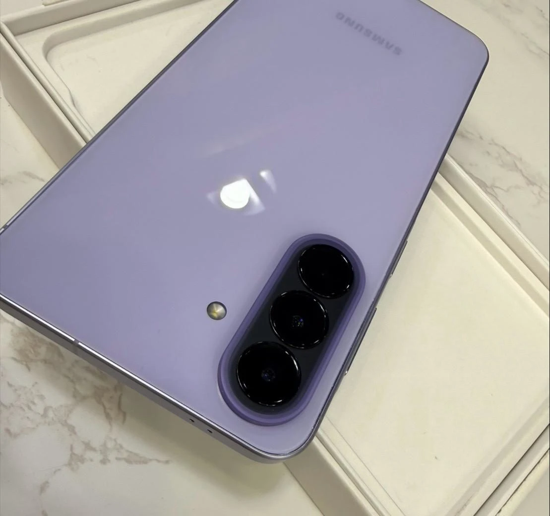?SAMSUNG Galaxy A57 (12+256G) 紫 展示機 有盒裝有配件