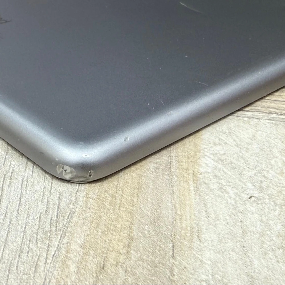 iPad 6 128G LTE版 銀 無盒裝有配件