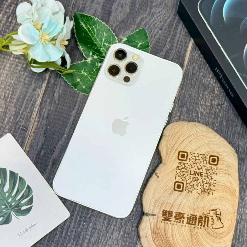 iPhone 12 pro 256g 白 換過原廠電池81% 有盒裝有配件
