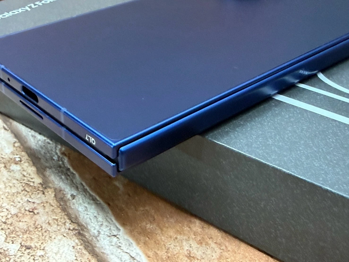 展示機 SAMSUNG Galaxy Z Fold7 藍 (12+256G) 保固2027/03/08 有盒裝有配件