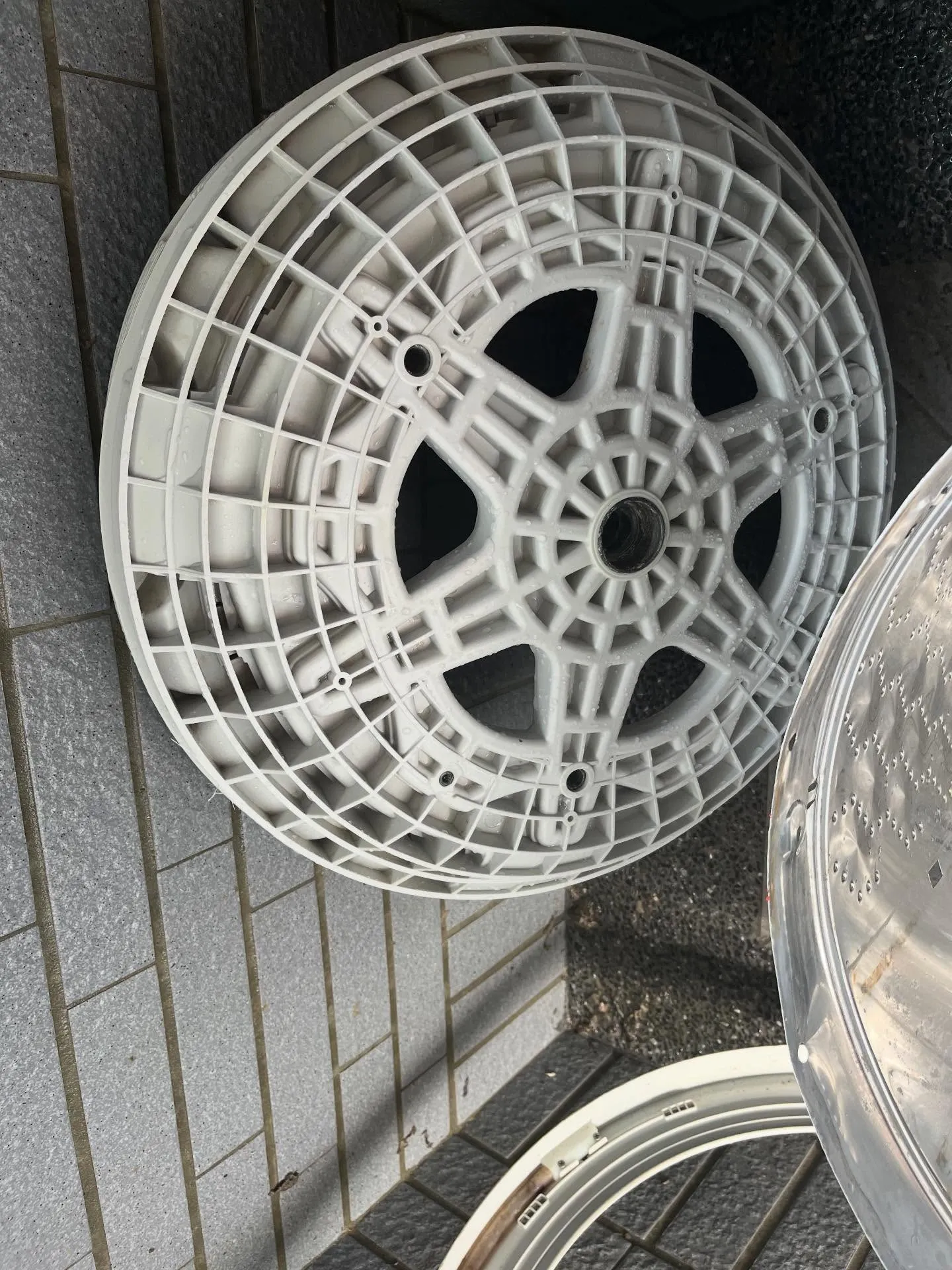 紀念一下第一個來自脆的客人