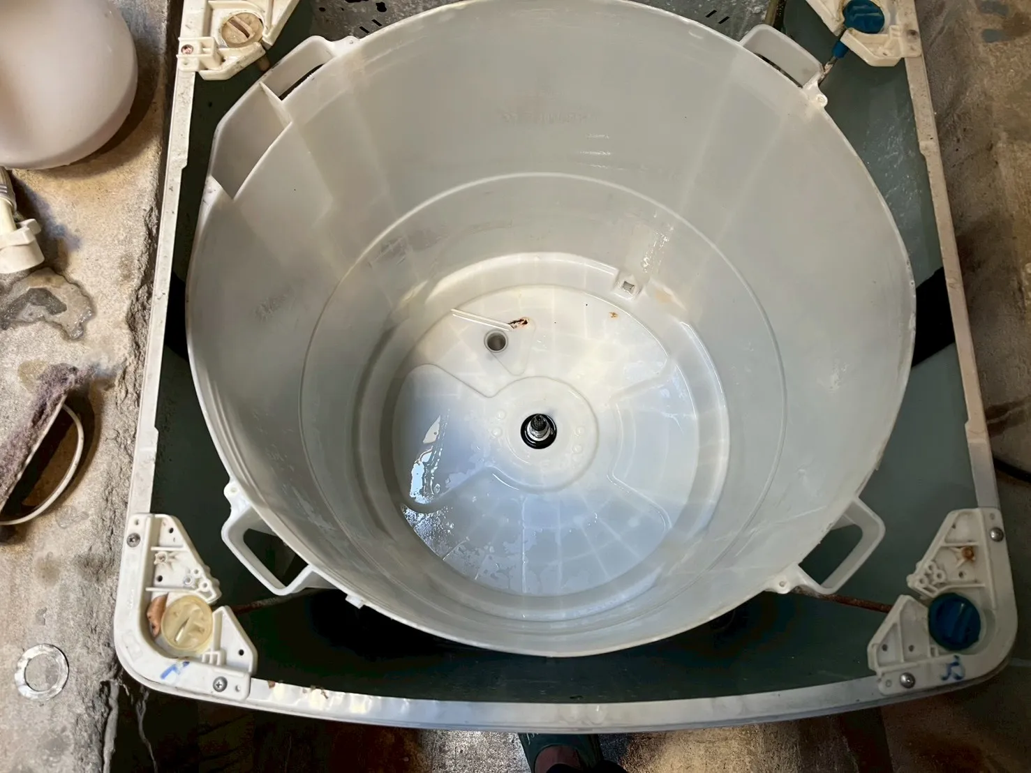 高雄市新興區直立式洗衣機清洗