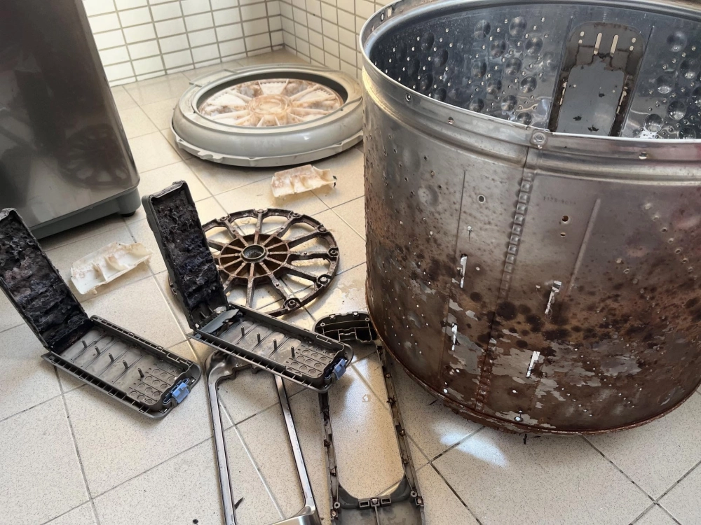 LG直立式洗衣機清洗+更換吊桿