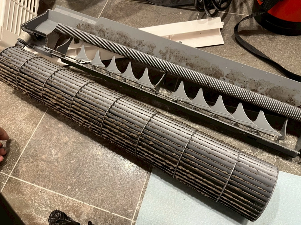 高雄市左營區 分離式冷氣清洗/高雄冷氣清洗/鳥松區冷氣清洗/冷氣清洗推薦