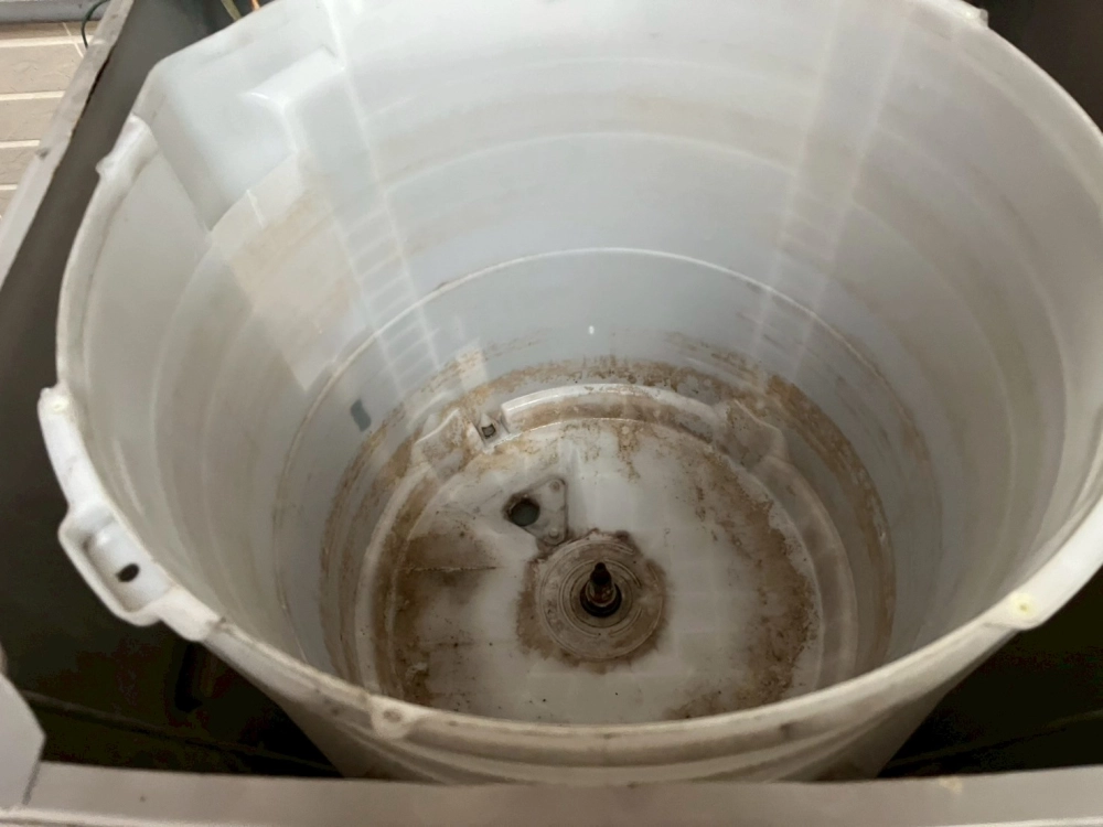 高雄直立式洗衣機清洗 / 高雄洗衣機清洗 / 仁武區洗衣機清洗