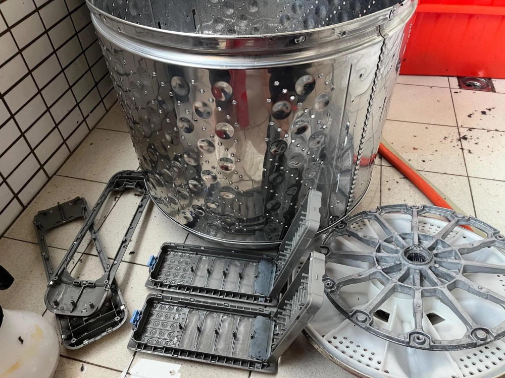 LG直立式洗衣機清洗+更換吊桿