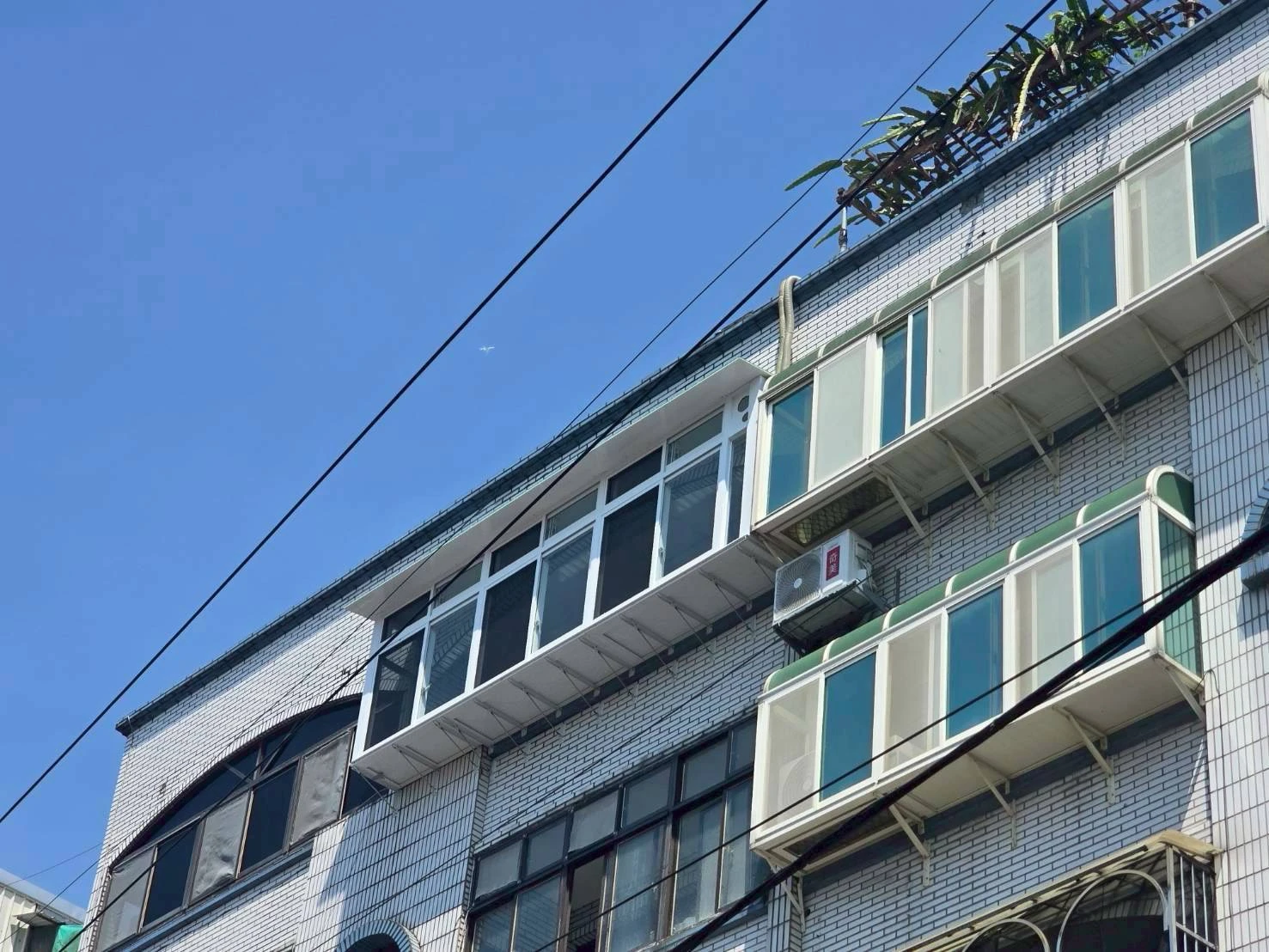複合式鋁製組合窗