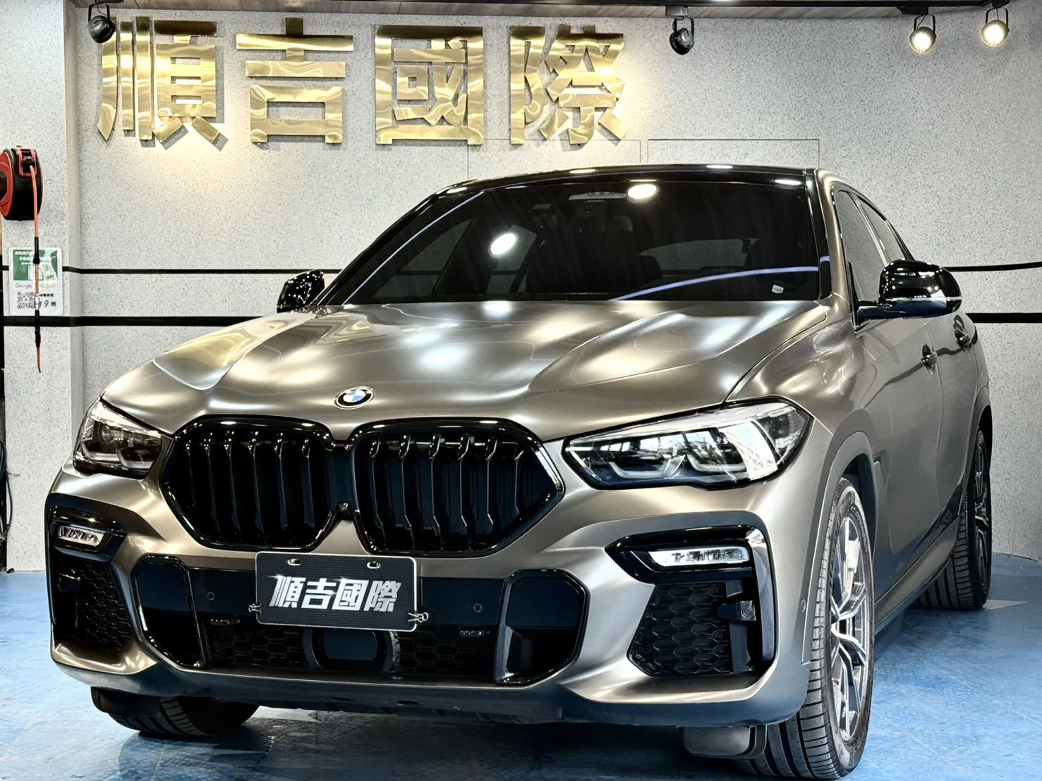 【 2021年式 BMW X6 XDrive40i M Sport 】