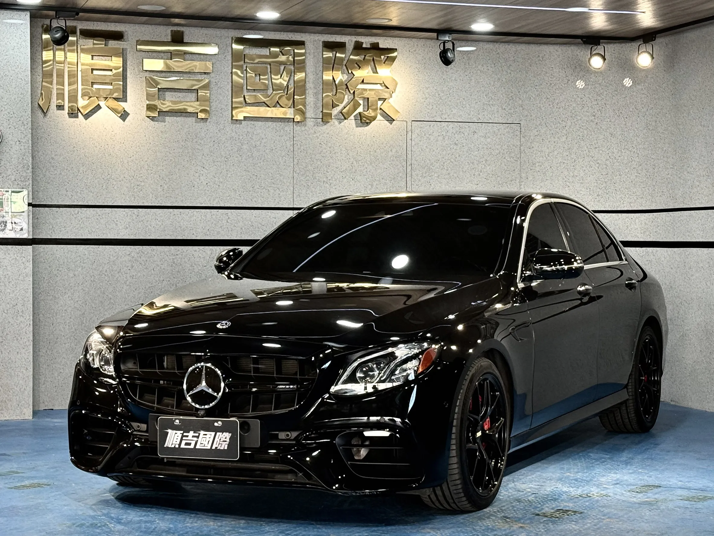  2018年 Mercedes Benz E400 4MATIC｜5鍵滿僅跑4.9萬